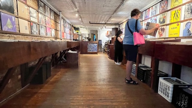 Stranded Records